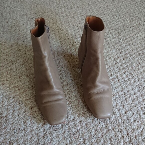 Coclico Taupe Leather Ankle Boots size 37.5